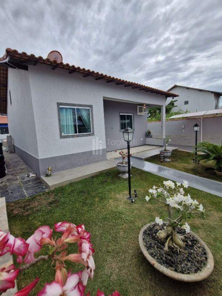 Casa de Condomínio à venda com 3 quartos, 360m² - Foto 2