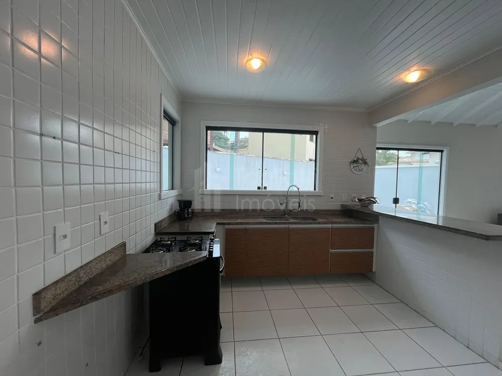 Casa, 4 quartos, 200 m² - Foto 11