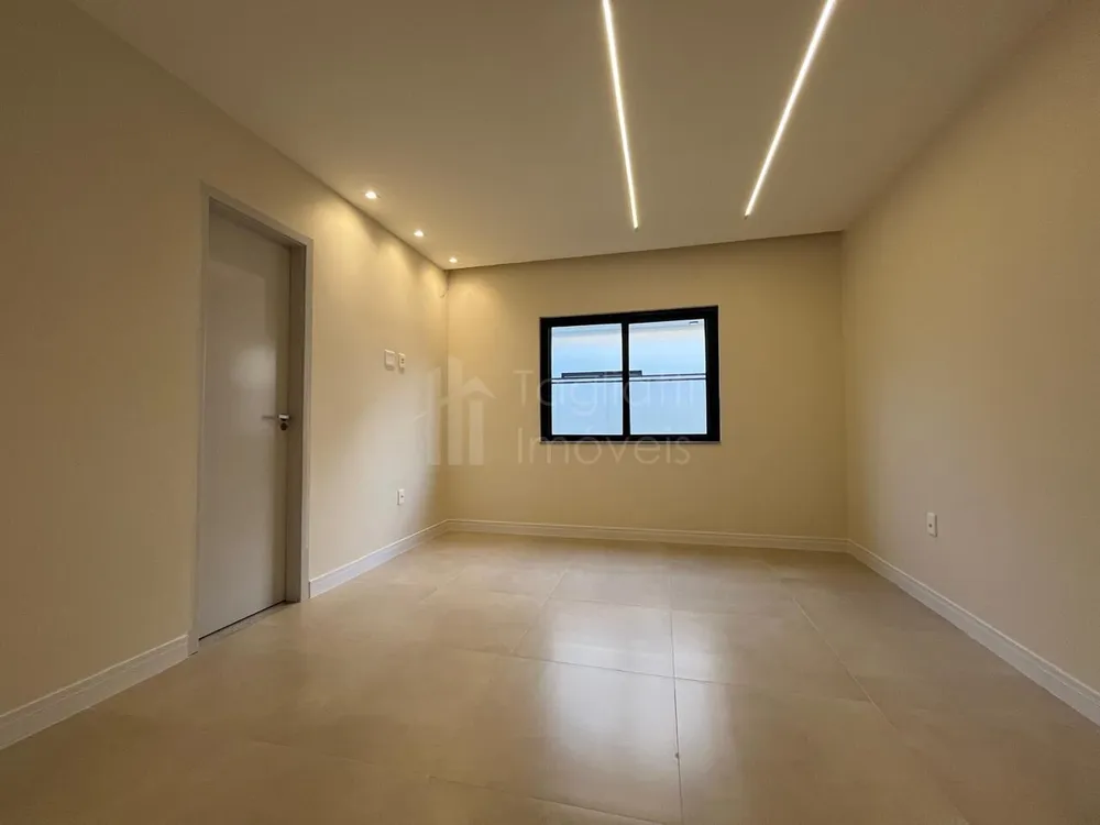 Casa, 3 quartos, 207 m² - Foto 12