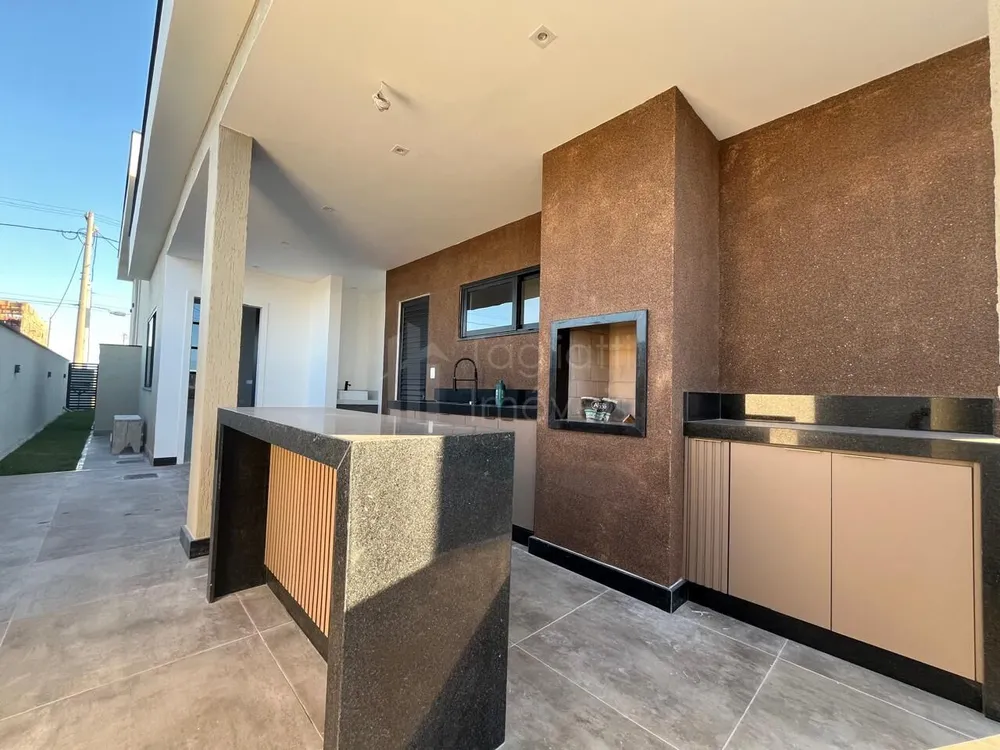 Casa, 3 quartos, 207 m² - Foto 4