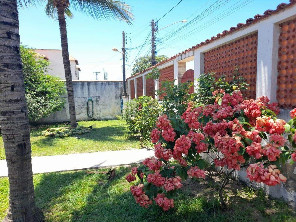 Casa à venda com 3 quartos, 176m² - Foto 3