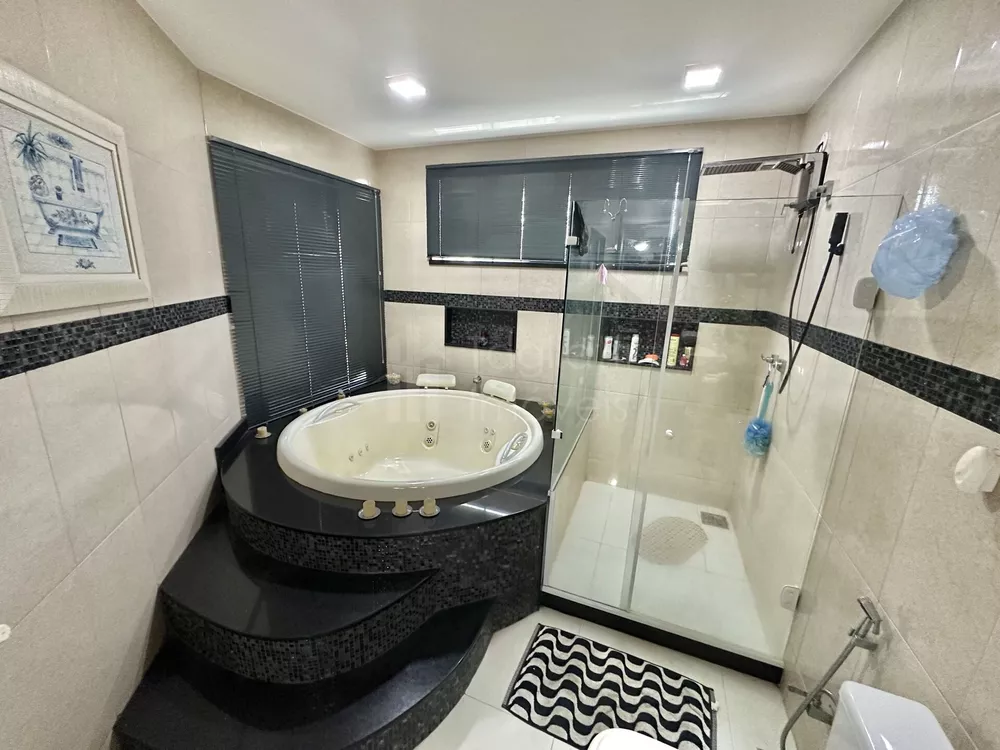 Casa, 4 quartos, 250 m² - Foto 14