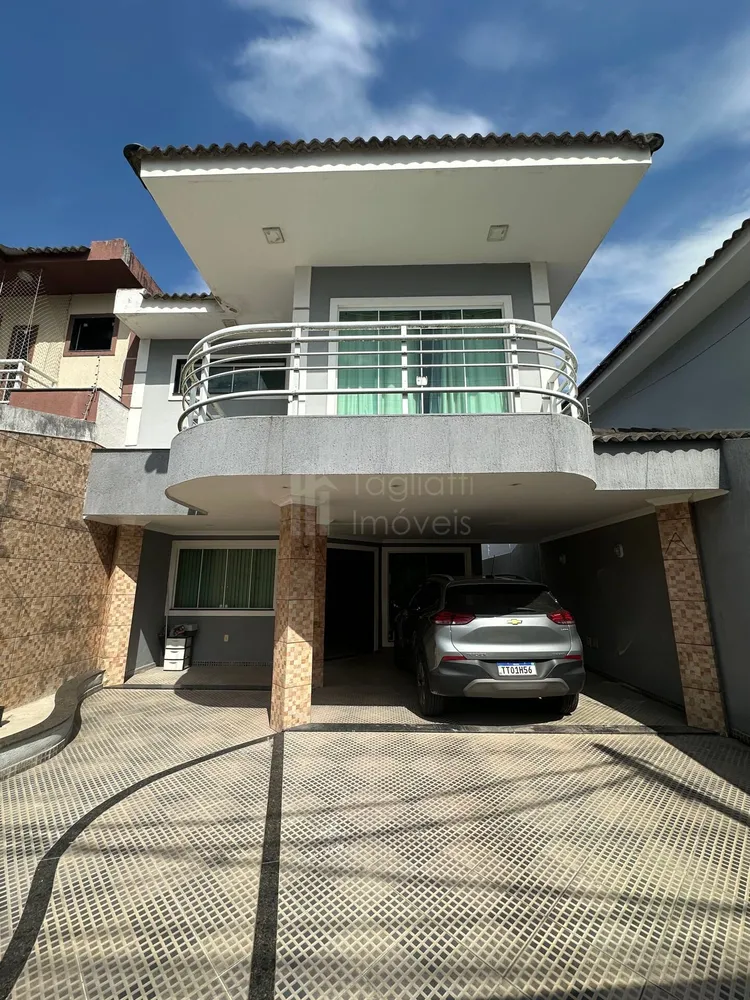 Casa, 4 quartos, 250 m² - Foto 1