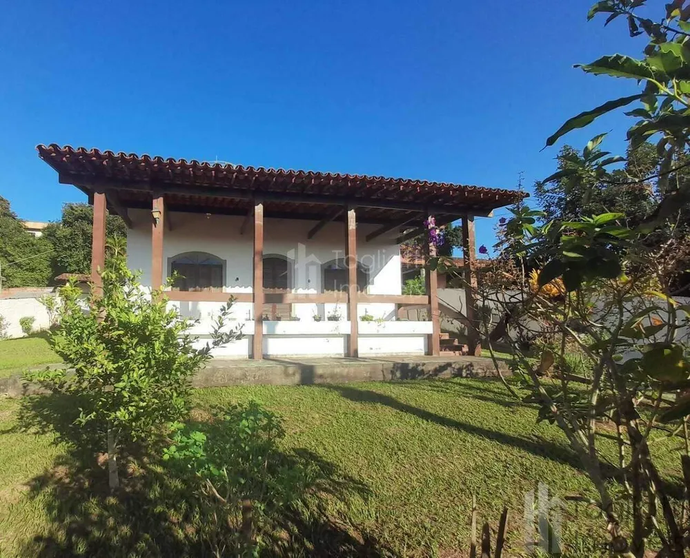 Casa, 4 quartos, 229 m² - Foto 1