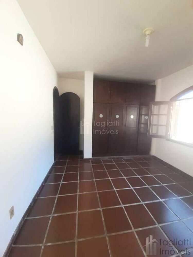 Casa à venda com 4 quartos, 229m² - Foto 10