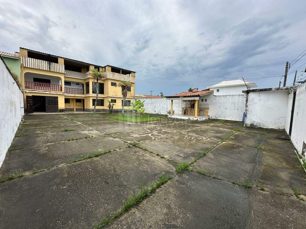 Casa à venda com 4 quartos, 237m² - Foto 3