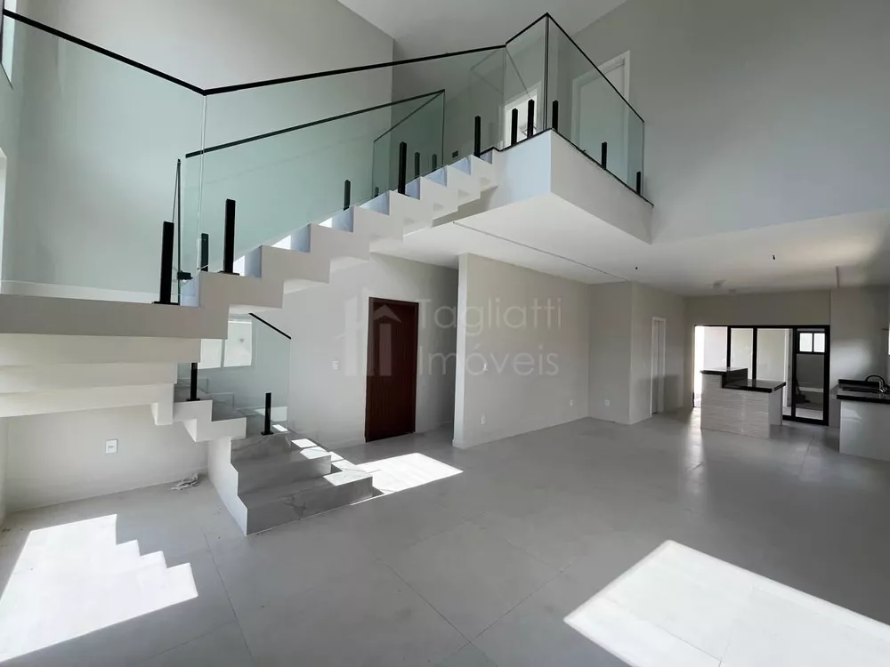 Casa, 3 quartos, 197 m² - Foto 3