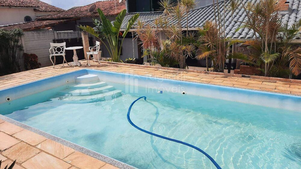 Casa, 5 quartos, 1000 m² - Foto 2