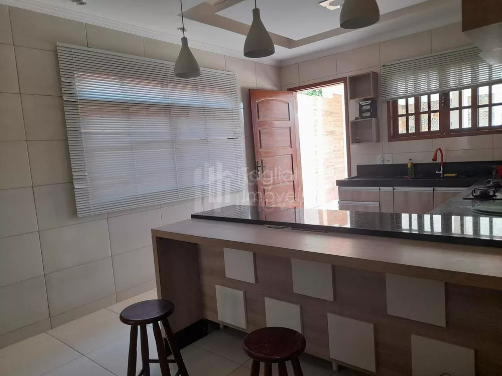 Casa, 4 quartos, 15 m² - Foto 11