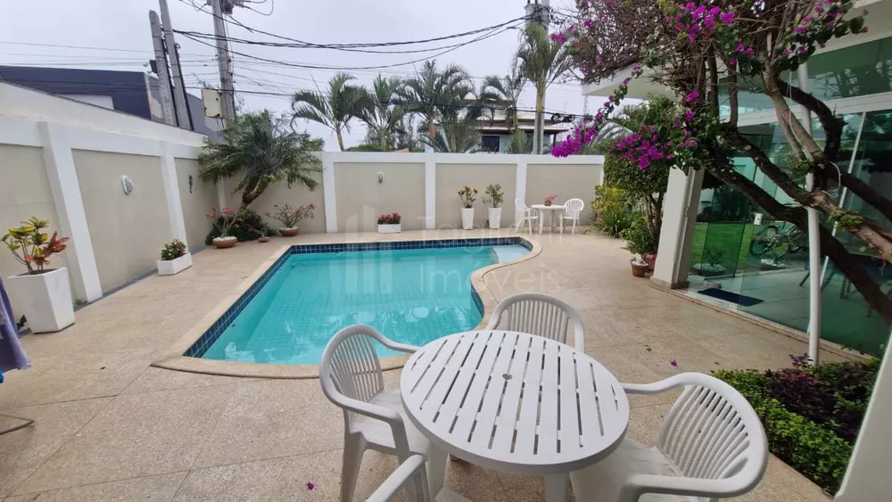 Casa, 4 quartos, 242 m² - Foto 42