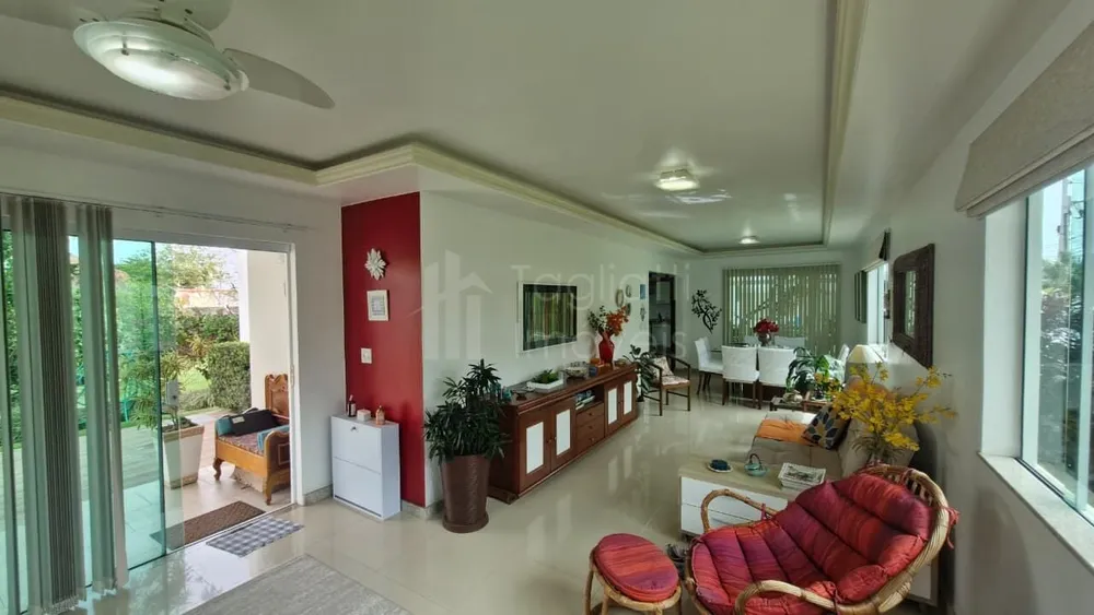 Casa, 4 quartos, 242 m² - Foto 13