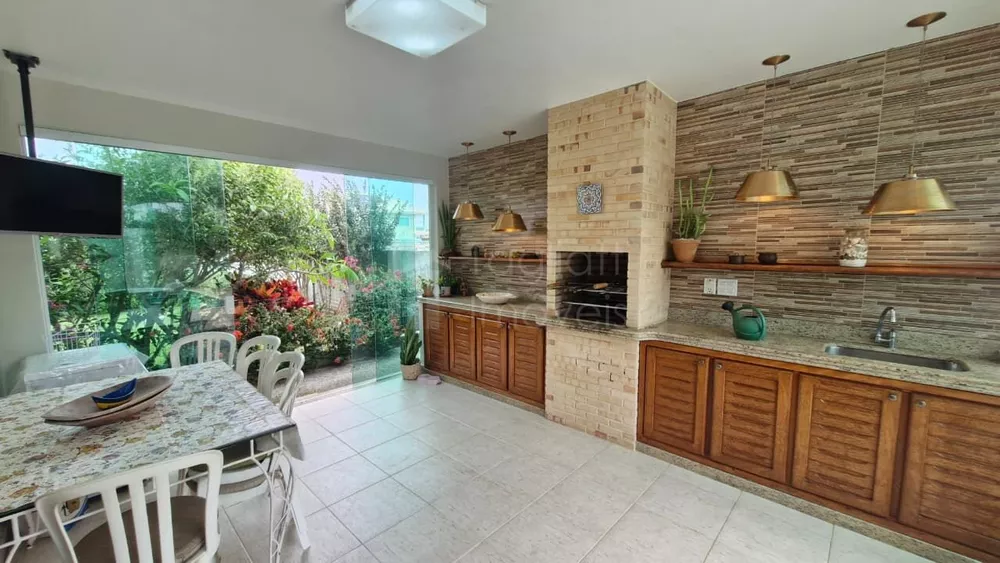 Casa, 4 quartos, 242 m² - Foto 36