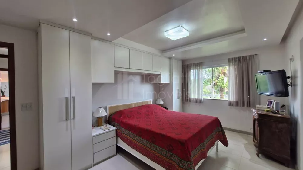 Casa, 4 quartos, 242 m² - Foto 25