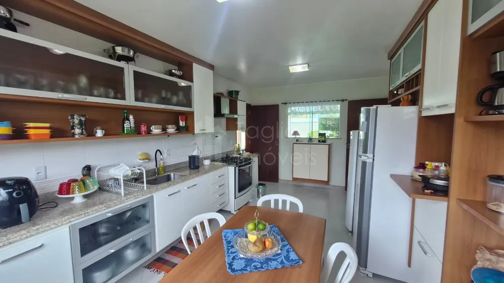 Casa, 4 quartos, 242 m² - Foto 70