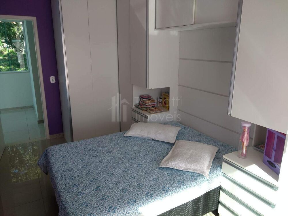 Casa à venda com 3 quartos, 178m² - Foto 8