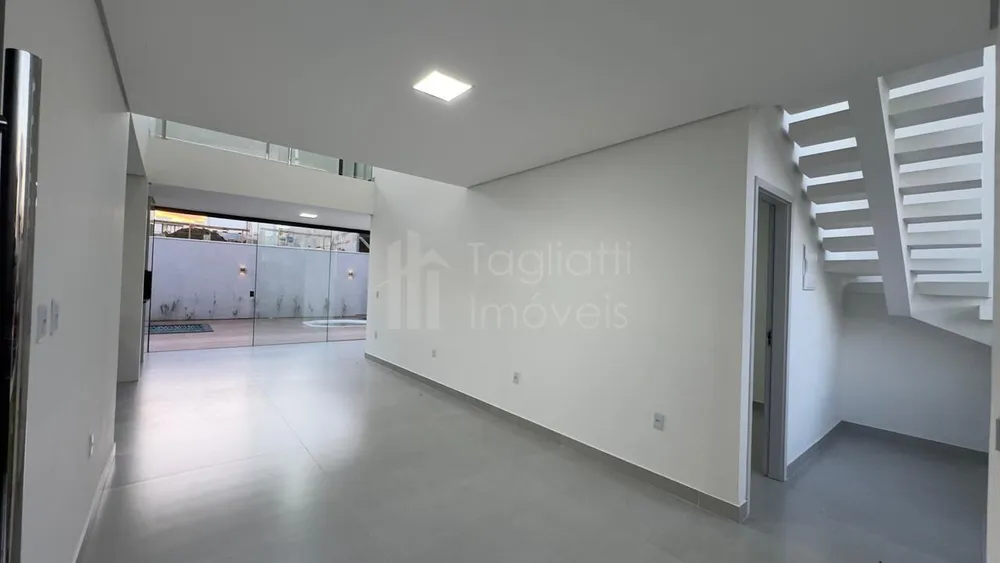 Casa, 3 quartos, 200 m² - Foto 9