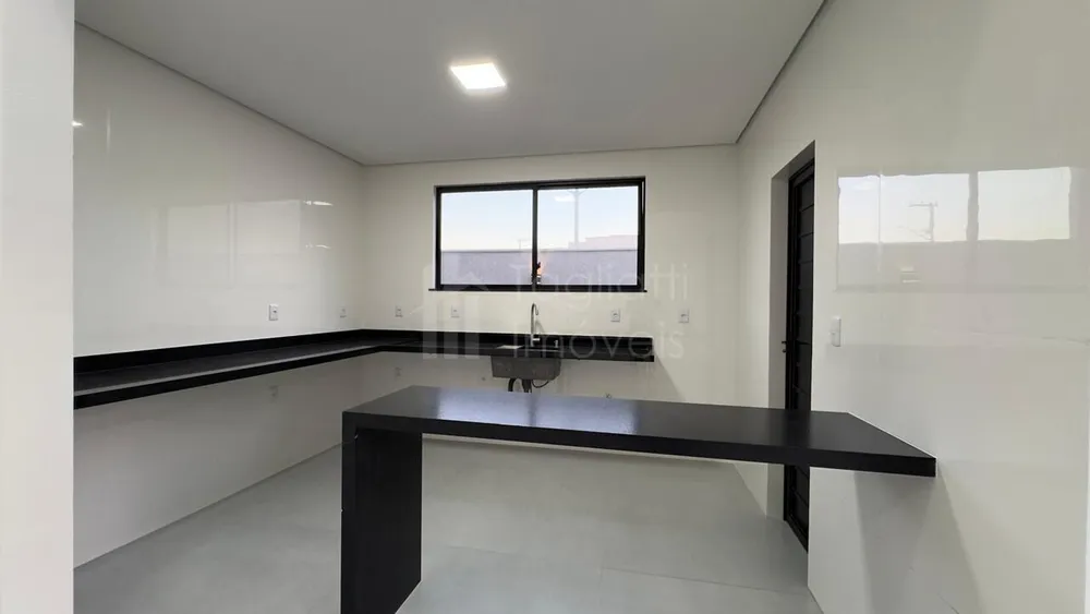 Casa, 3 quartos, 200 m² - Foto 15
