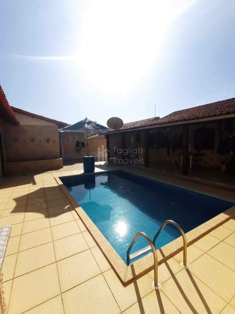 Casa à venda com 4 quartos, 300m² - Foto 19