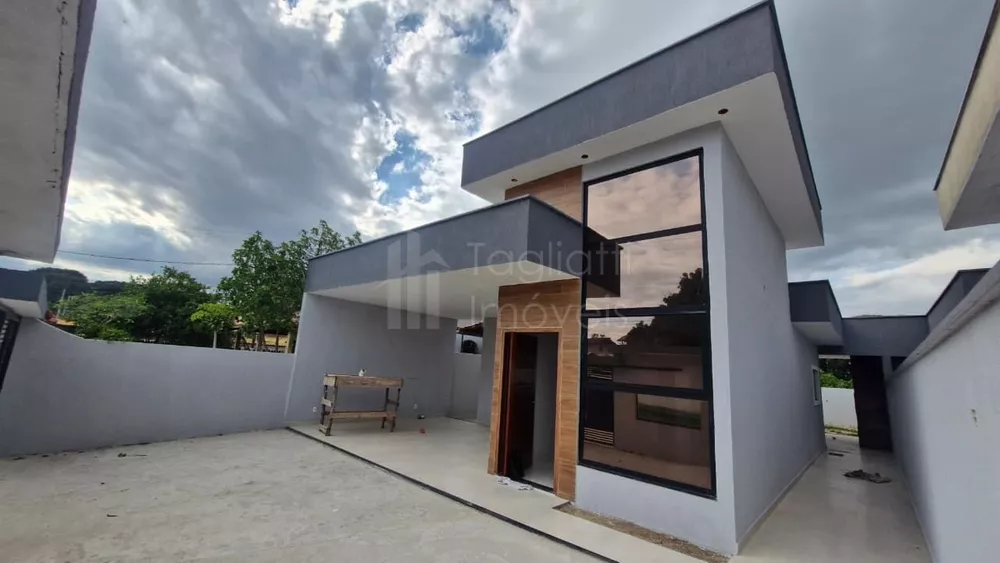 Casa, 3 quartos, 84 m² - Foto 1