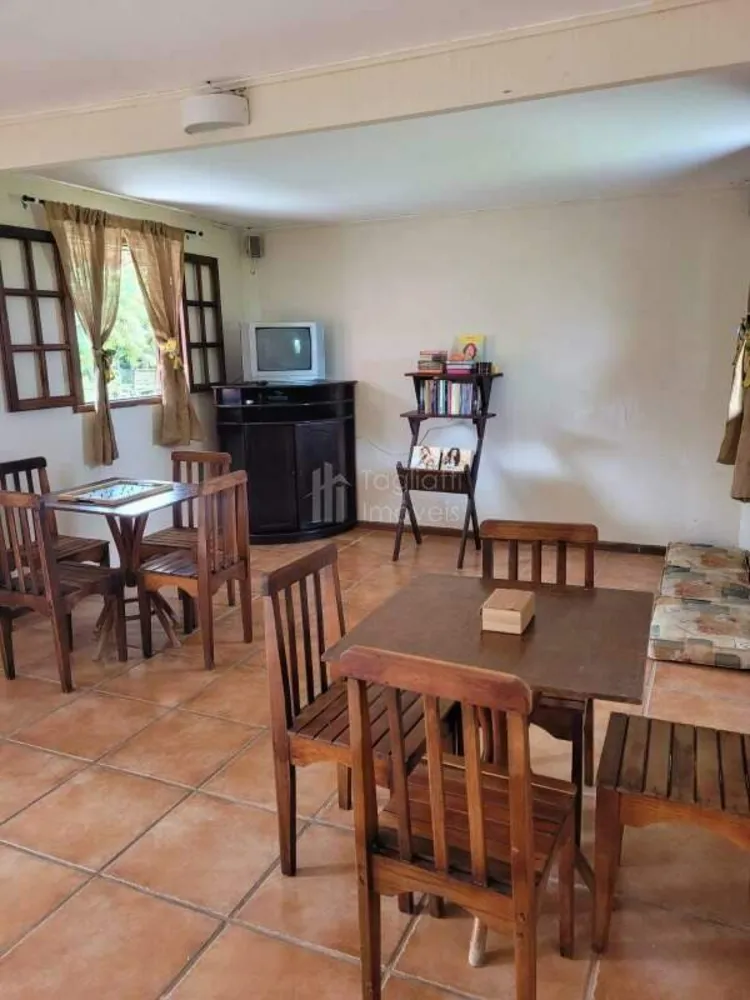 Sítio, 8 quartos, 200 m² - Foto 17