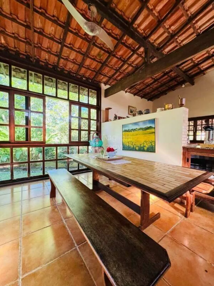 Sítio, 8 quartos, 200 m² - Foto 17