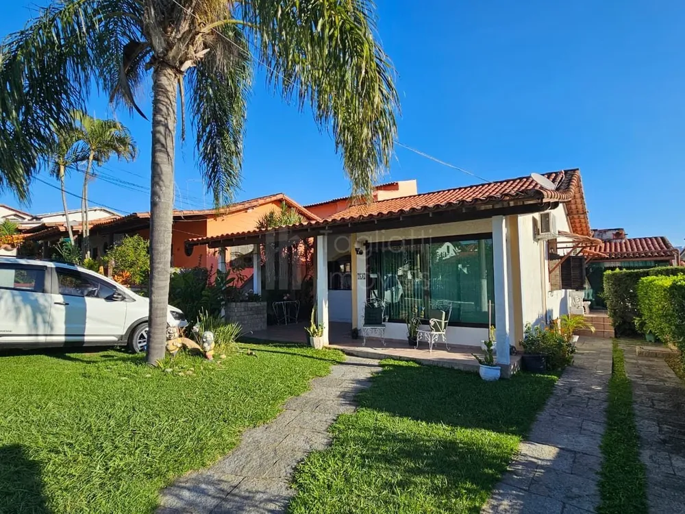 Casa, 3 quartos, 90 m² - Foto 1