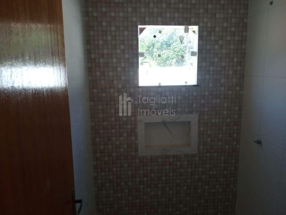 Casa à venda com 2 quartos, 70m² - Foto 16