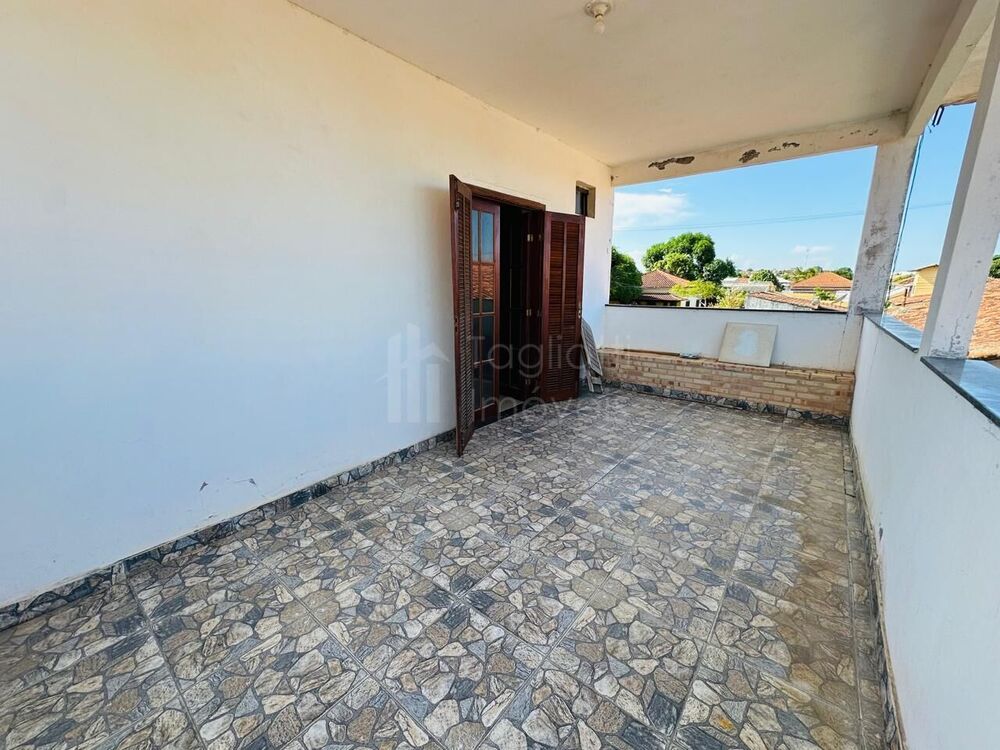 Casa à venda com 6 quartos, 170m² - Foto 17