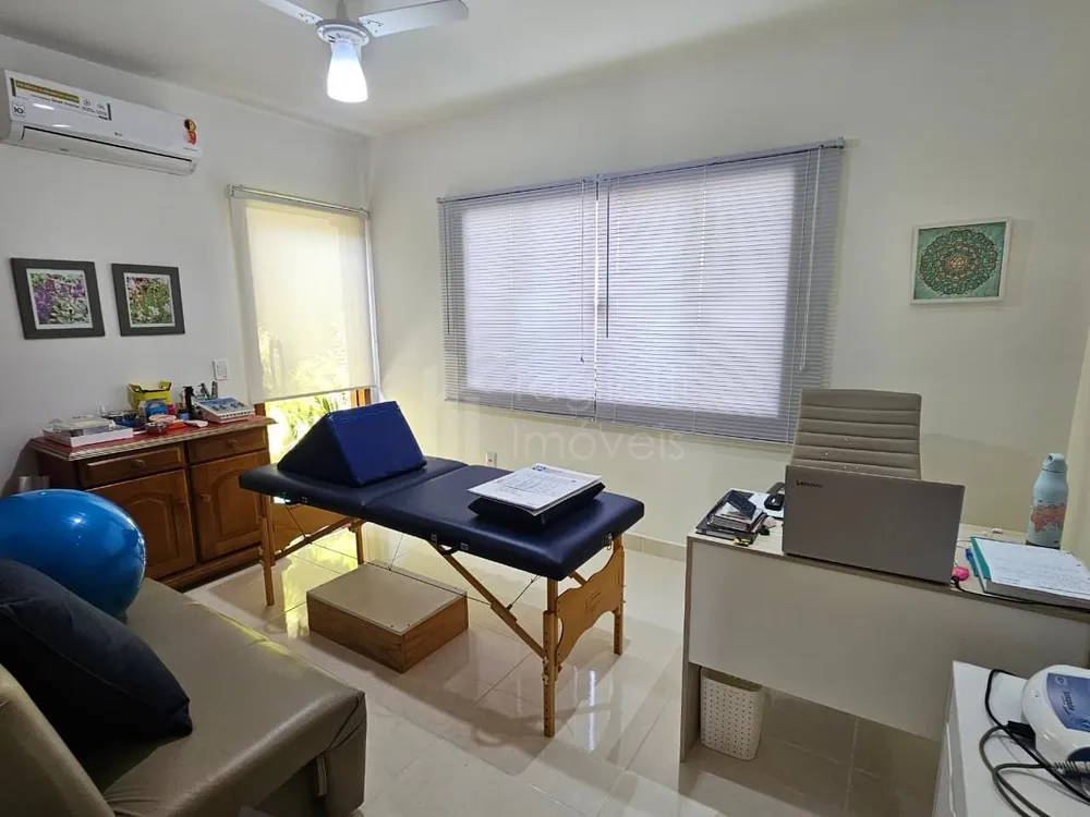 Casa, 3 quartos, 240 m² - Foto 41