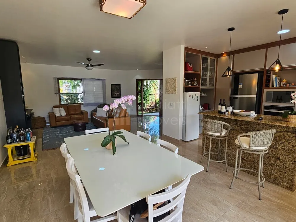 Casa, 3 quartos, 240 m² - Foto 17