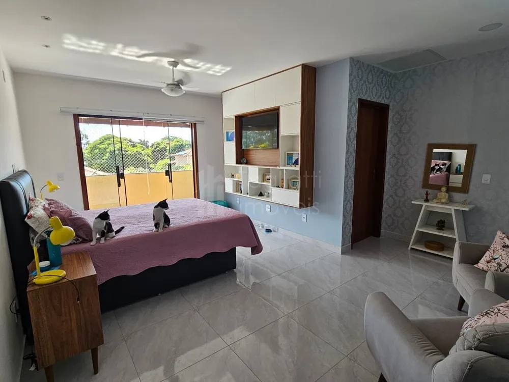 Casa, 3 quartos, 240 m² - Foto 31