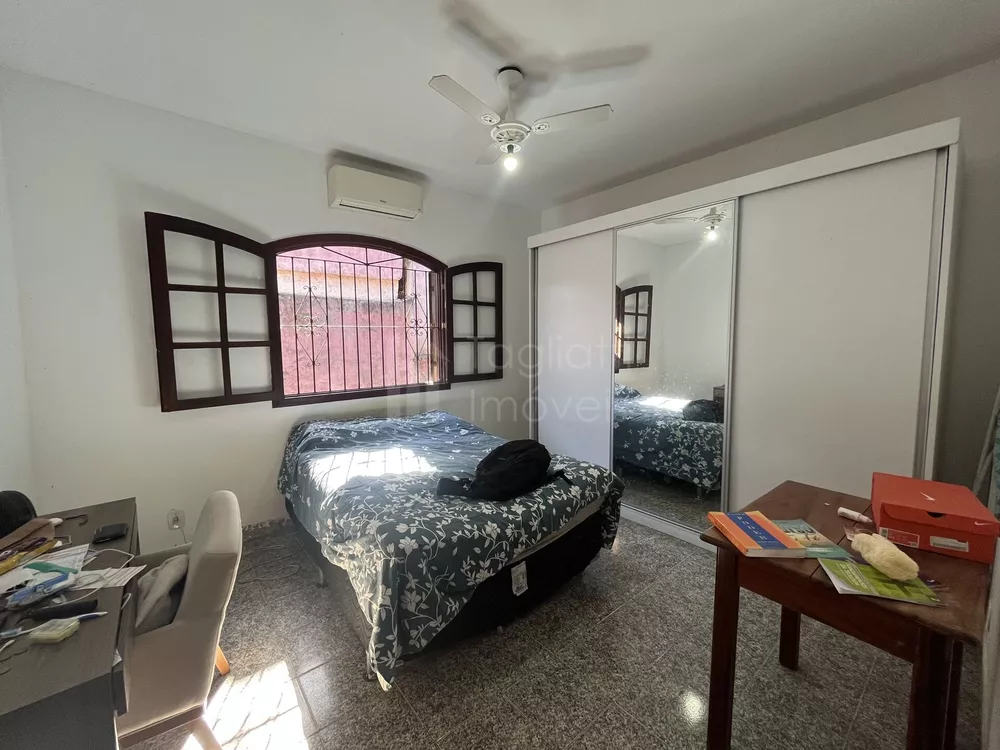 Casa, 4 quartos, 200 m² - Foto 9
