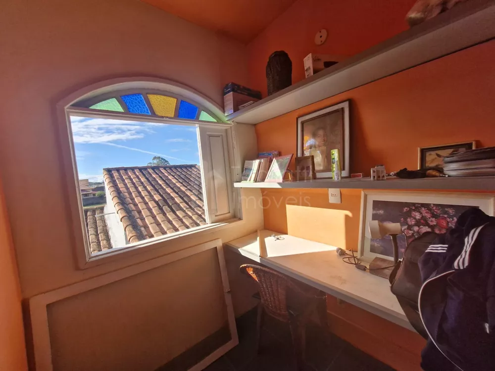 Casa, 6 quartos, 234 m² - Foto 12