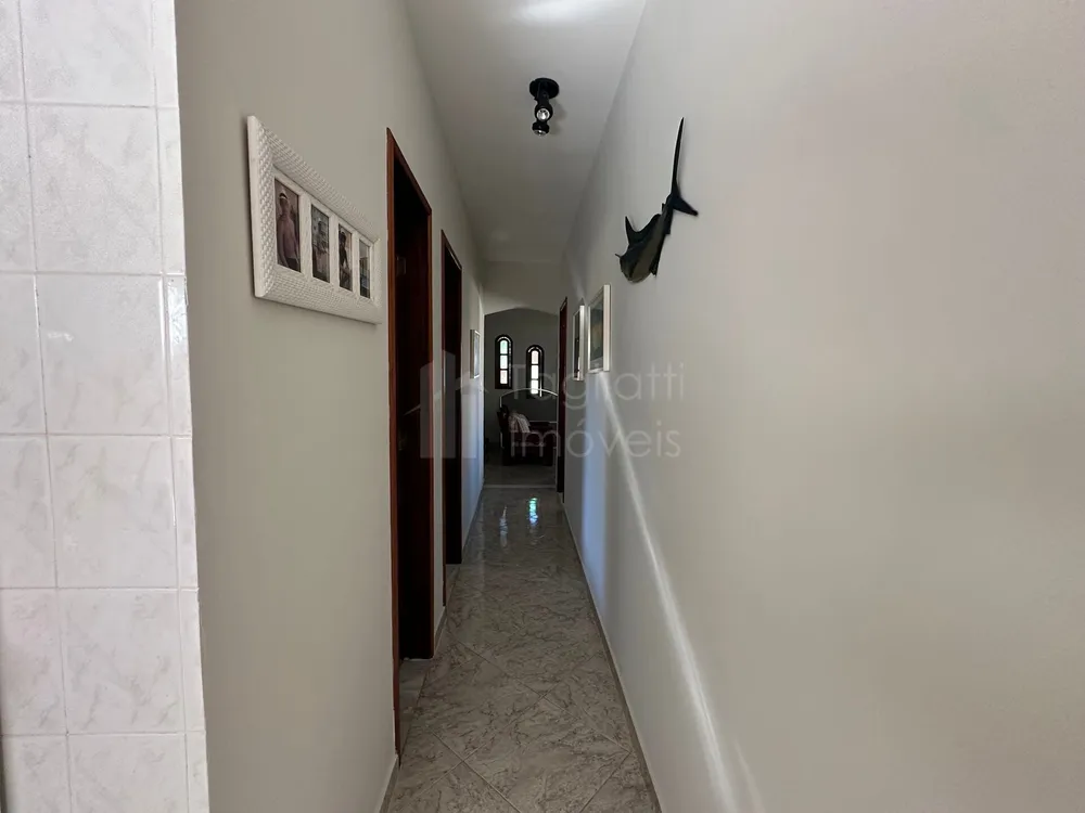 Casa, 3 quartos, 211 m² - Foto 13