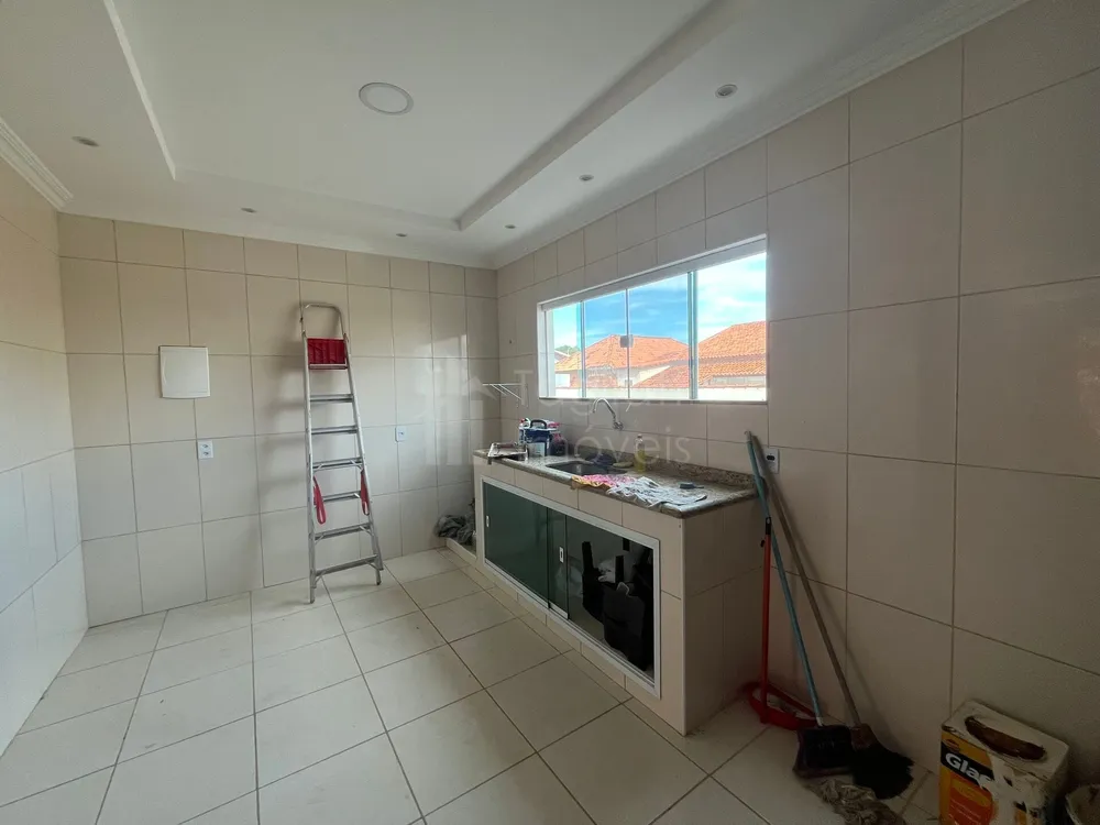 Casa, 3 quartos, 200 m² - Foto 3