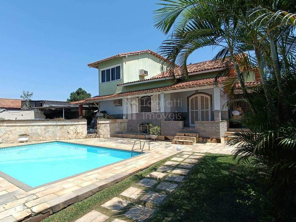 Casa, 5 quartos, 372 m² - Foto 1