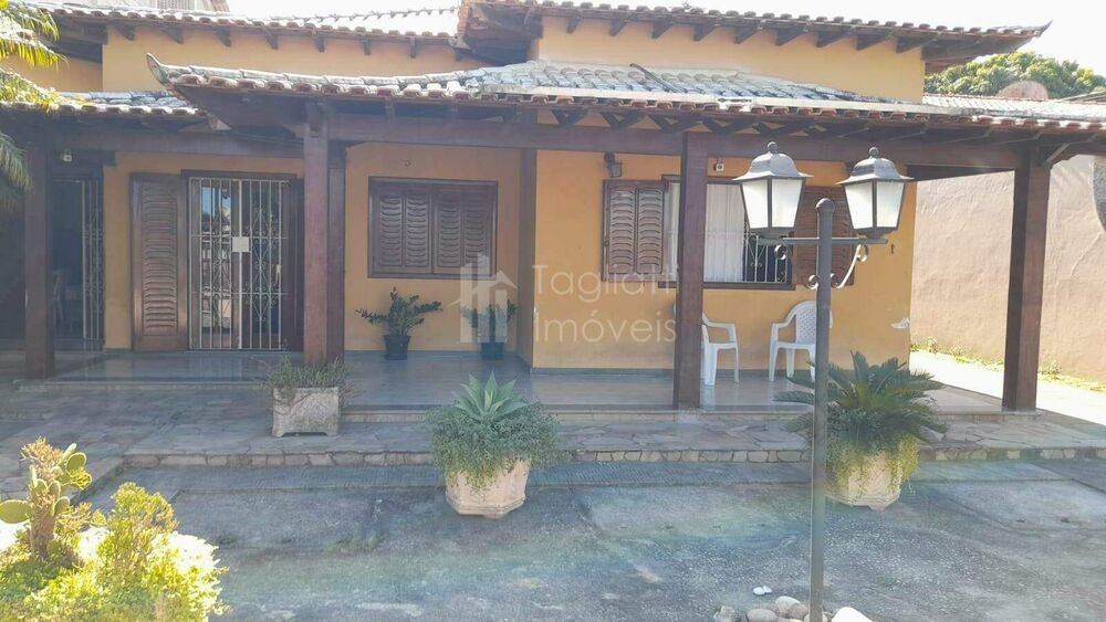 Casa, 4 quartos, 60 m² - Foto 1