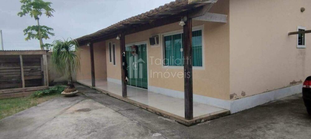 Casa de Condomínio à venda com 5 quartos, 150m² - Foto 1
