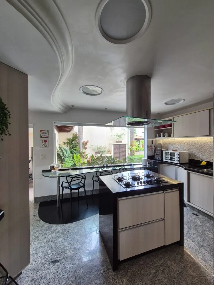 Casa, 4 quartos, 264 m² - Foto 22