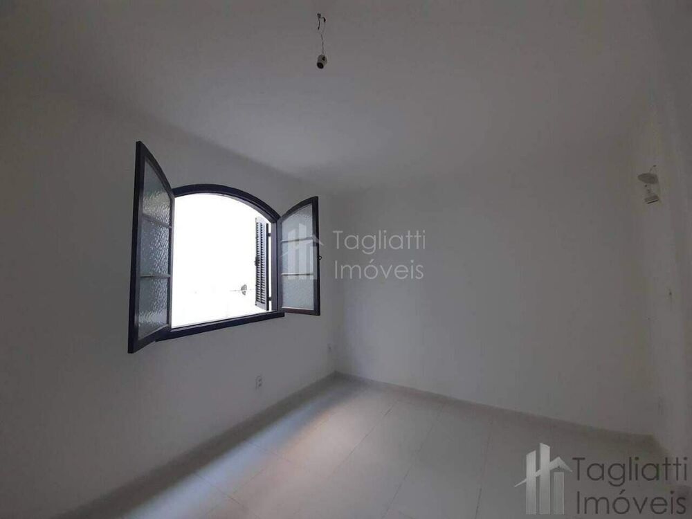 Casa de Condomínio à venda com 4 quartos, 124m² - Foto 9