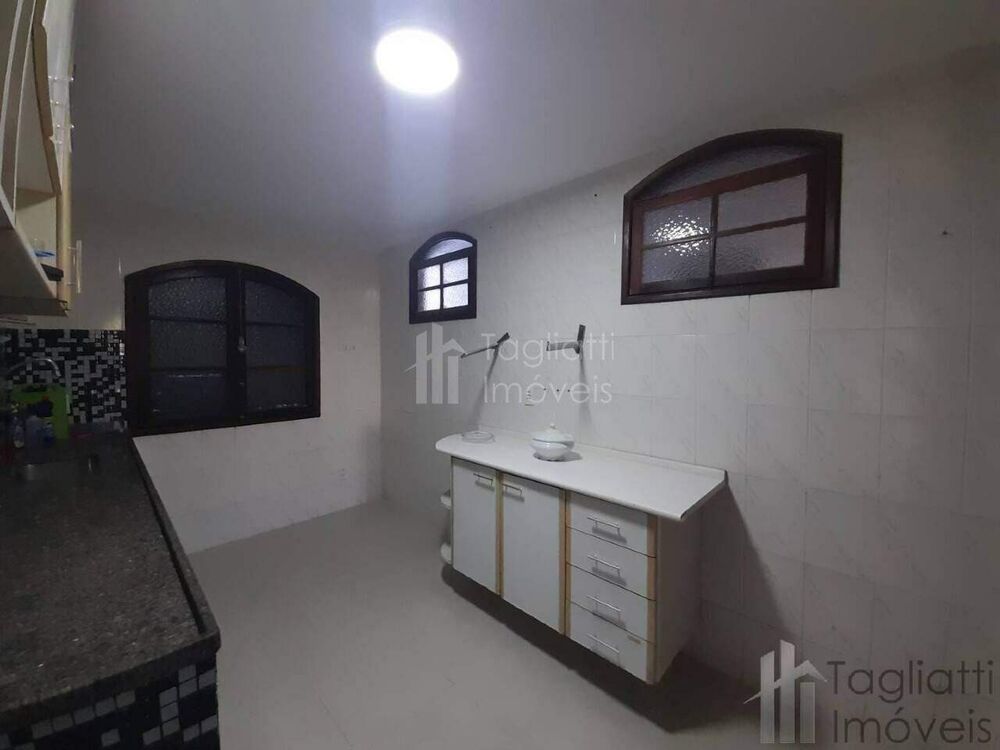 Casa de Condomínio à venda com 4 quartos, 124m² - Foto 4