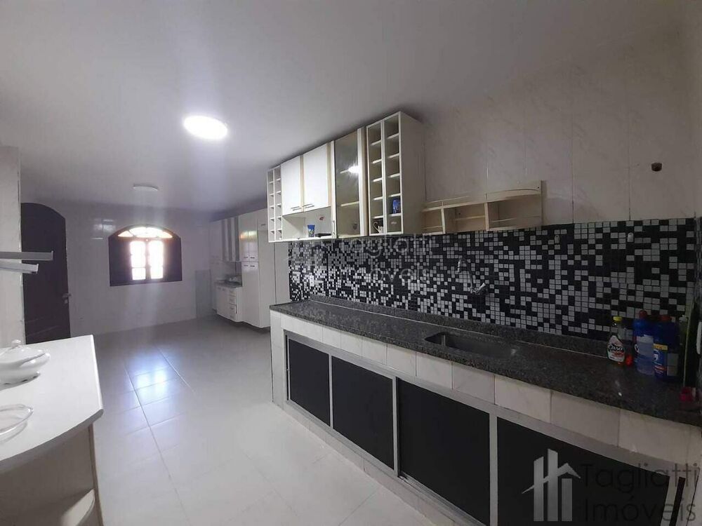 Casa de Condomínio à venda com 4 quartos, 124m² - Foto 3