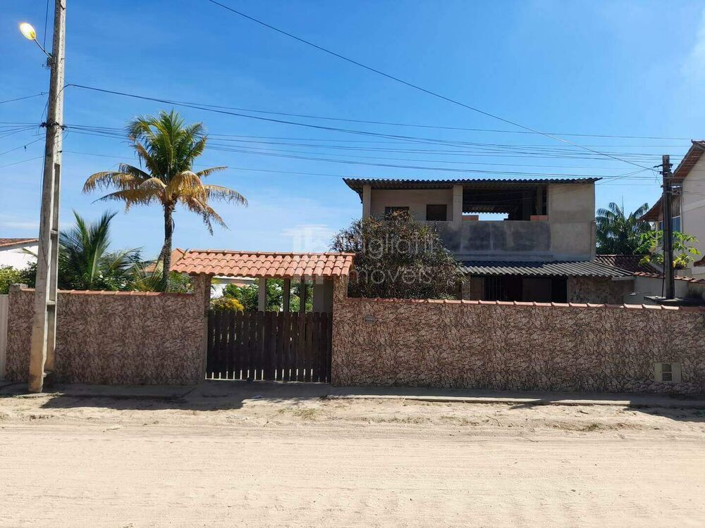 Casa à venda com 2 quartos, 46m² - Foto 4