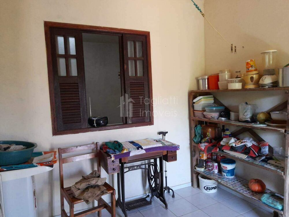 Casa à venda com 2 quartos, 46m² - Foto 11