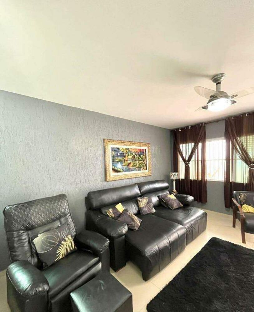 Casa à venda com 8 quartos, 640m² - Foto 3