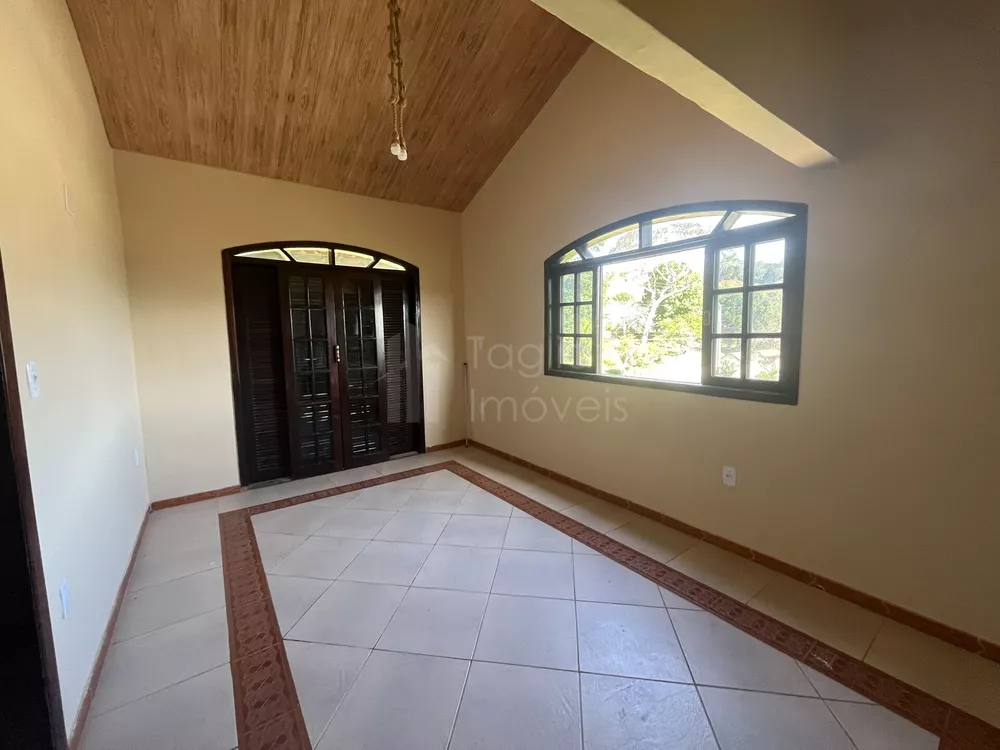 Casa, 4 quartos, 210 m² - Foto 4