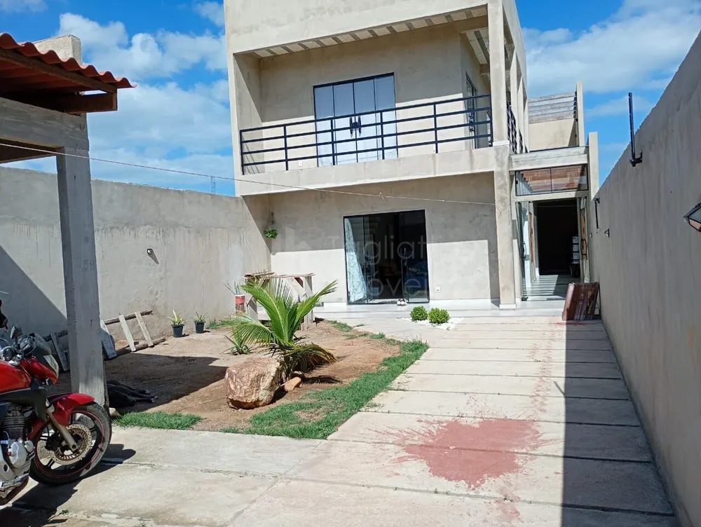 Casa, 3 quartos, 157 m² - Foto 1