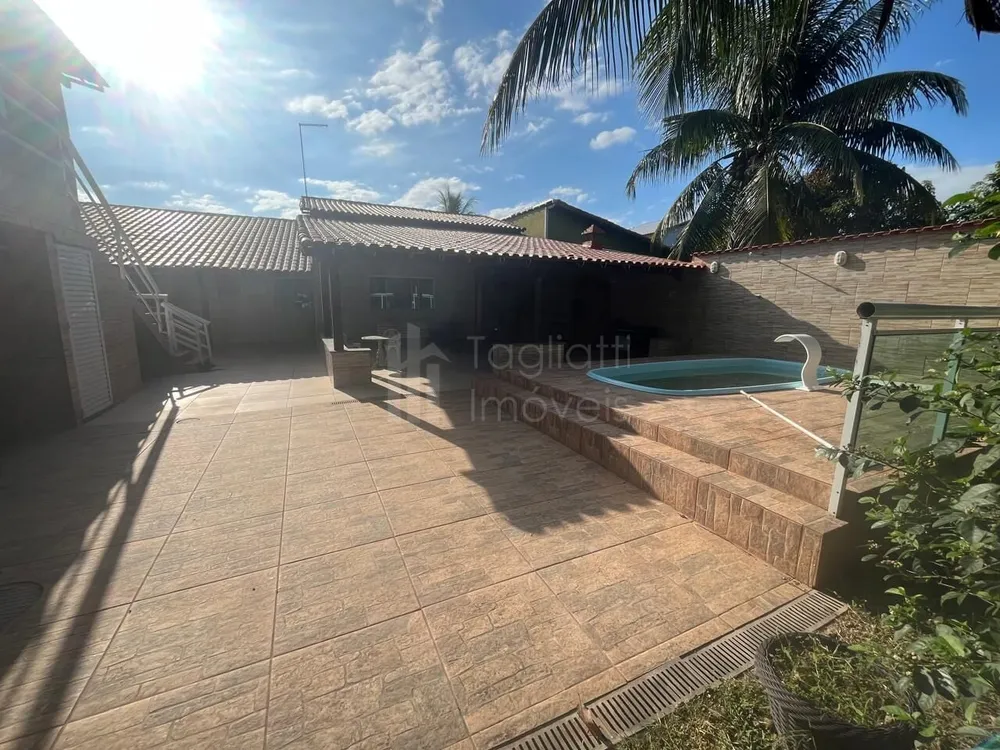 Casa, 4 quartos, 207 m² - Foto 1