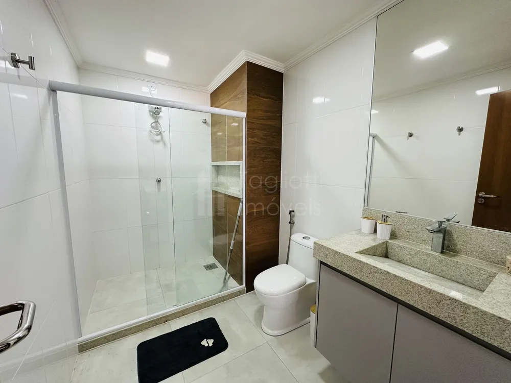 Casa, 3 quartos, 225 m² - Foto 40