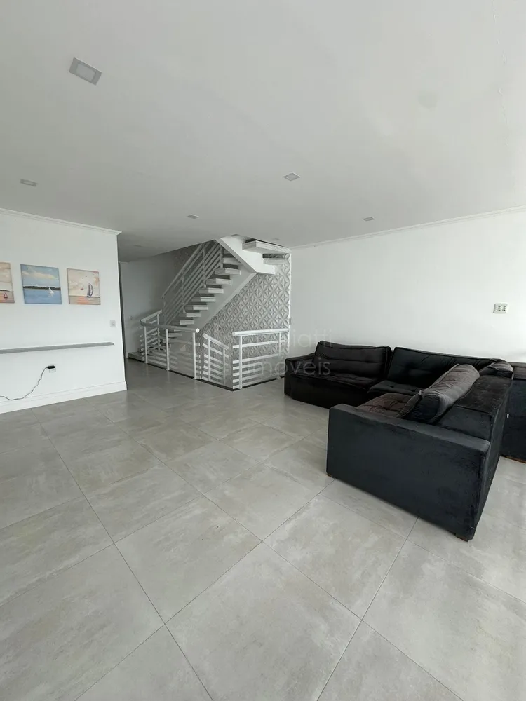 Casa, 3 quartos, 225 m² - Foto 15